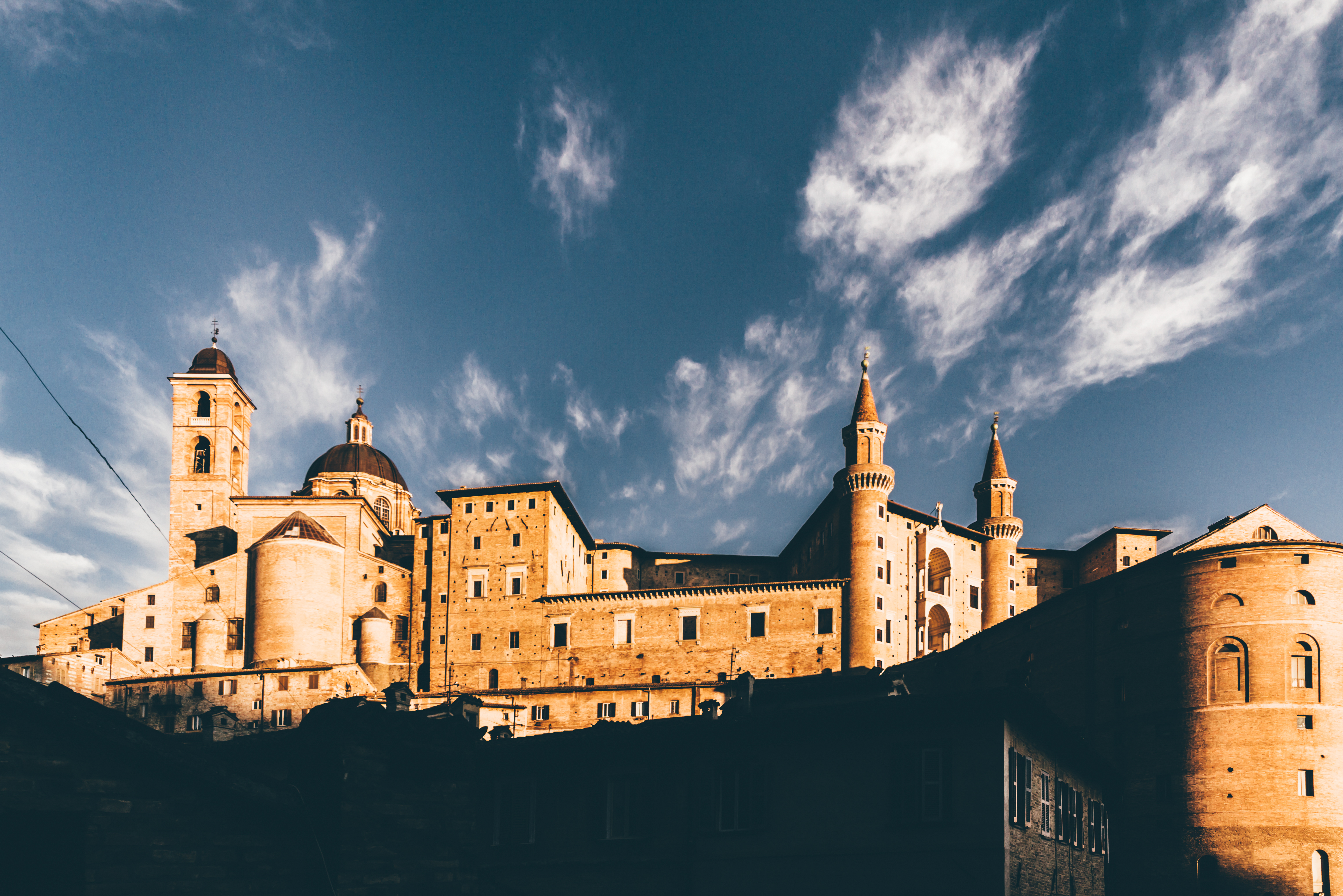 OCEANO ROSSO OCEANO BLU - Università di Urbino